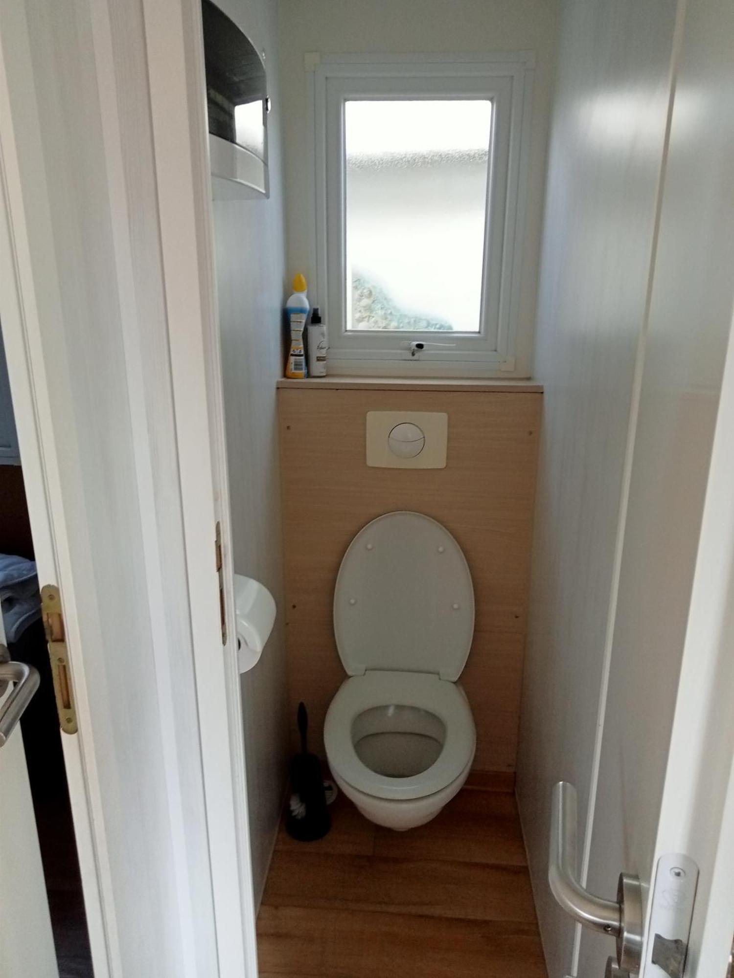 Stacaravan Bredene Met Tuin Nr 2126 Exteriör bild