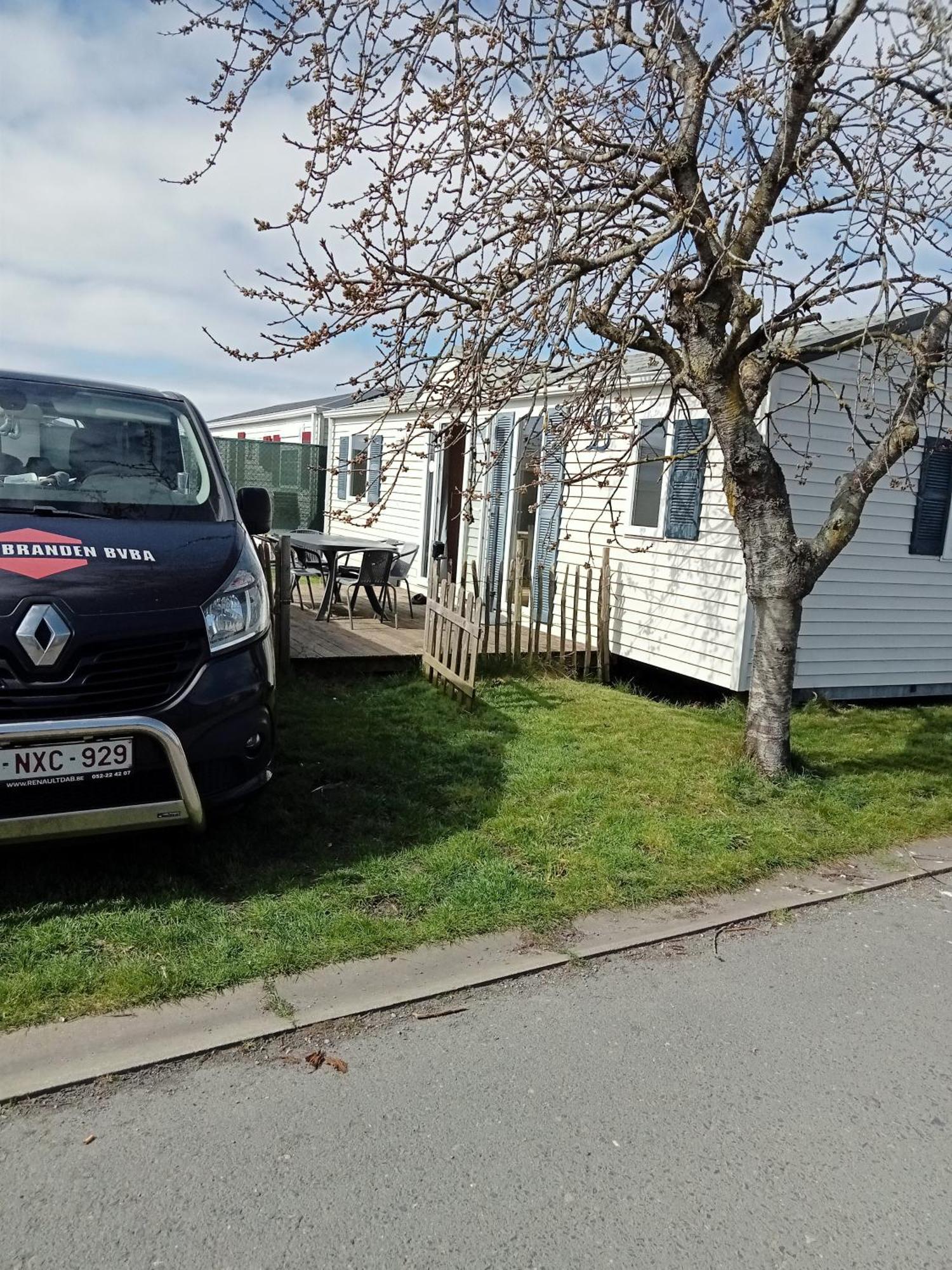 Stacaravan Bredene Met Tuin Nr 2126 Exteriör bild